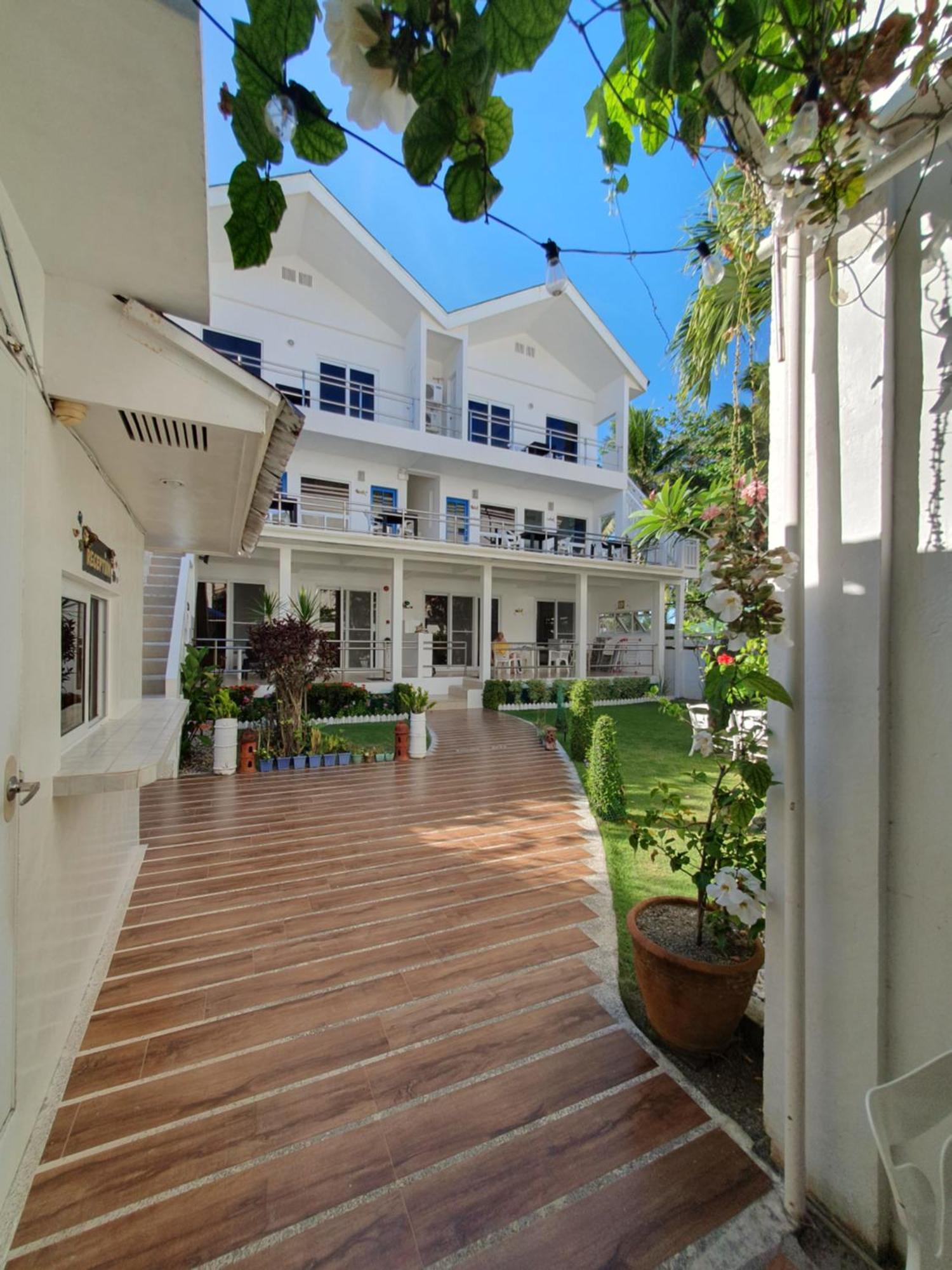 Clubboracay Apartelle Balabag (Boracay) Exterior foto