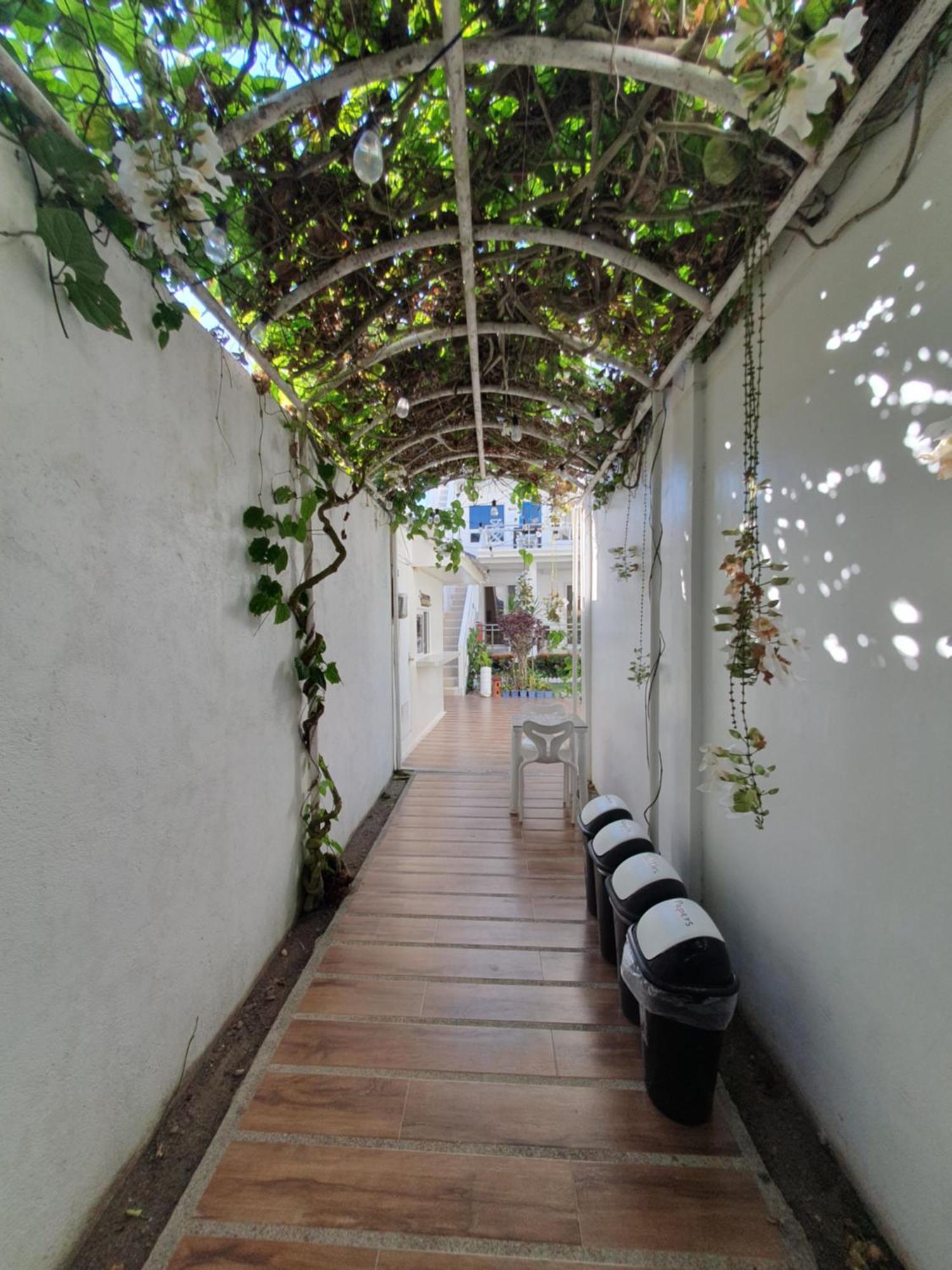 Clubboracay Apartelle Balabag (Boracay) Exterior foto